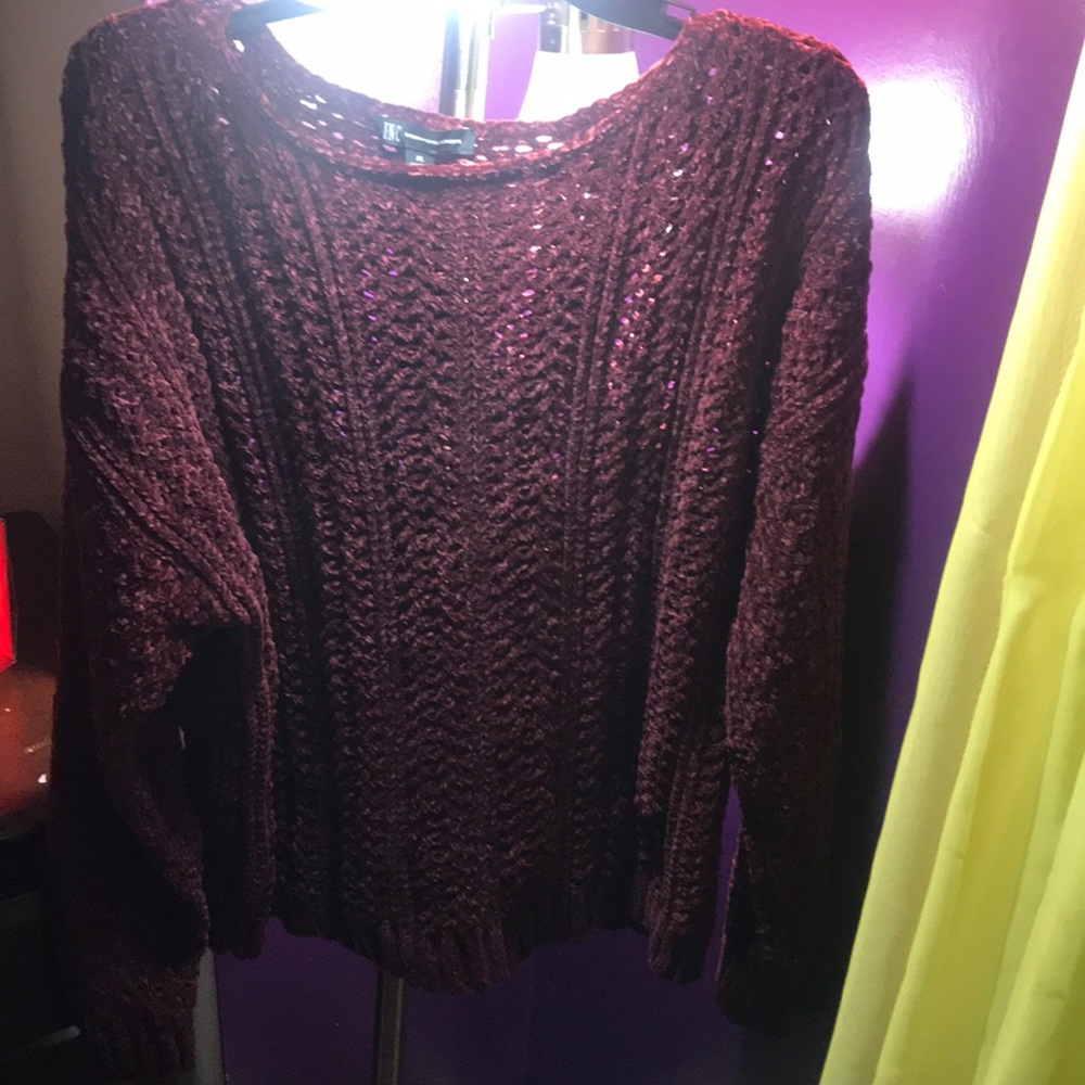 sweater top